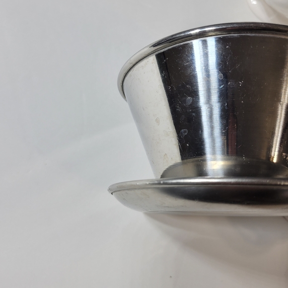 Stainless Steel Footed Gravy Bowl - Picture 6 of 10